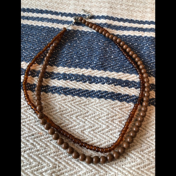 Jewelry - Amber and Brown bead necklace